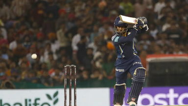 Dealing in 4s - Saha goes after Arshdeep