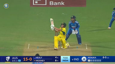 IND-W vs AUS-W 2023-24, 1st T20I: Beth Mooney Six
