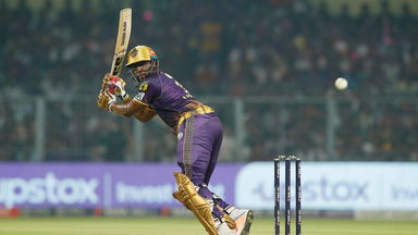 Andre Russell wows Eden Gardens with momentum-changing 42(23)