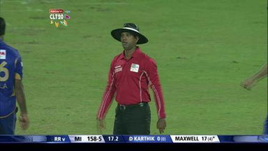 M23: RR vs MI –  Glenn Maxwell Six