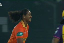 Start it like Shabnam Shakil: UPW lose Healy, Athapaththu early