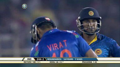 2ND ODI: IND vs SL – Virat Kohli Six