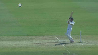 IND vs BAN 2017 - 1st Test day 4 : Mushfiqur Rahim six