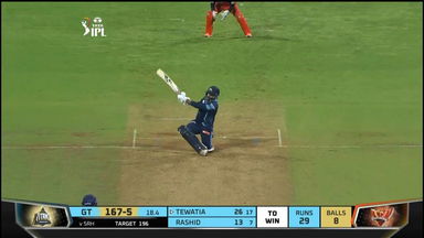 M40: GT vs SRH – Rahul Tewatia Six