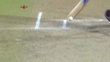 M53: RPS vs KXIP – MS Dhoni Six