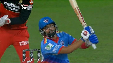 M19: RCB vs DC – Super Sixes