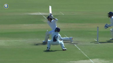 Ranji Trophy 2025-26, Saurashtra vs Karnataka: Karnataka 1st Innings Super sixes