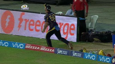 M24: MI vs KKR – Freecharge Bolt  Moment – Chris Lynn