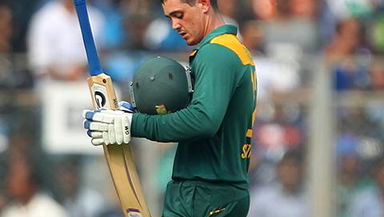 5TH ODI: IND vs SA  –   Quinton de Kock 109