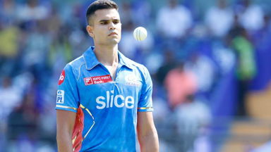 Special Moment: Arjun Tendulkar's first over in IPL