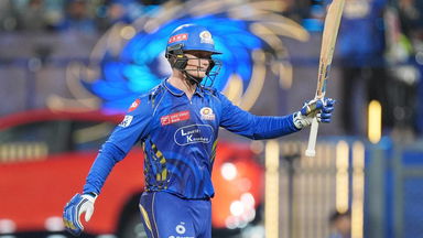 Ryan Rickelton Leads MI's Chase with Classy 62(41)