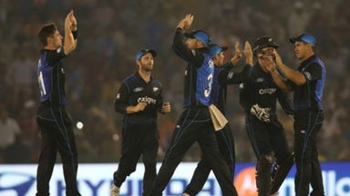 India vs NZ 2016, 2nd ODI: Fall of Wickets - India