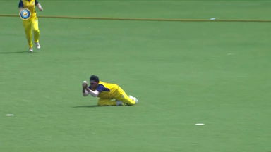 Senior Women's T20 Trophy2022 PQF1 : Arshi Choudhary's outstanding diving catch