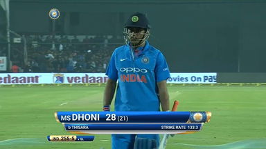 IND vs SL 2017, 2nd T20I: MS Dhoni Wicket