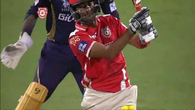 M14: KXIP vs KKR – Gurkeerat Mann Singh Six