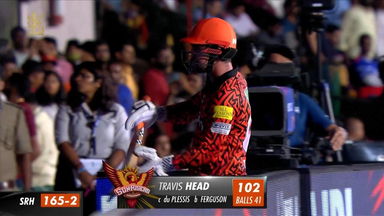 M30: RCB vs SRH – Travis Head Wicket