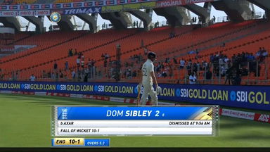 IND vs ENG 2021, 4th Test, Day 1: Dom Sibley Wicket