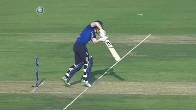 IND vs ENG 2017, 3rd ODI : Eoin Morgan Wicket