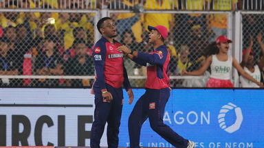 Calm Hetmyer plucks out excellent catch under pressure to dismiss Dhoni