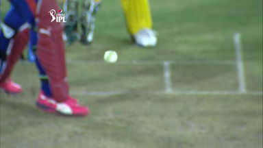 M49: DD vs CSK – Yuvraj Singh Six