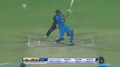 IND vs NZ 2016, 2nd ODI: Manish Pandey Six