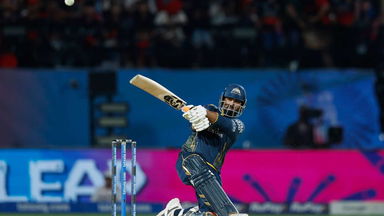 Defiant! Rahul Tewatia's counter-attacking 68(43)