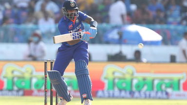 4x2 - Suryakumar Yadav's delightful boundaries