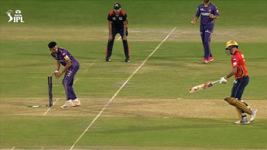 IPL 2025 M31: PBKS vs KKR - Xavier Bartlett Wicket