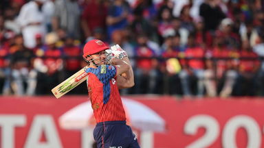 Power Packed! A quickfire 37(25) from Marcus Stoinis