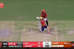 M23: PBKS vs SRH – Sikandar Raza Six