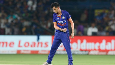 4 & OUT: Chahal’s perfect comeback against Bavuma