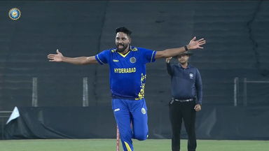 SMAT 2025, Mumbai vs Hyderabad: Mohd. Siraj's fast & furious spell of 3/17