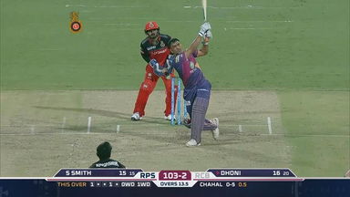 M17: RCB vs RPS – MS Dhoni Six