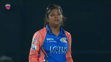Saika Ishaque sizzles with 3/27