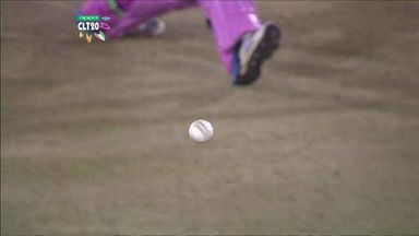 Q1: NK vs SE – Anton Devcich Wicket