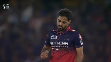 IPL 2026 M54: RCB vs MI - Fall of Wickets