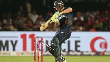 4,6,6: Buttler takes the attack to Rasikh Salam
