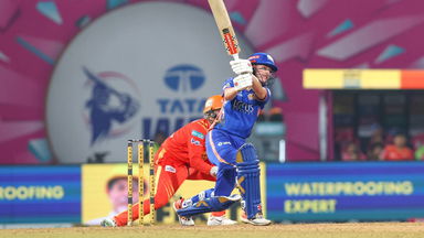 Nicola Carey makes it count again with vital 38*(23)