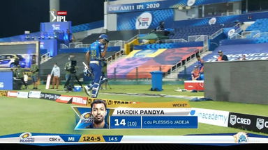 M01: MI vs CSK – Hardik Pandya Wicket