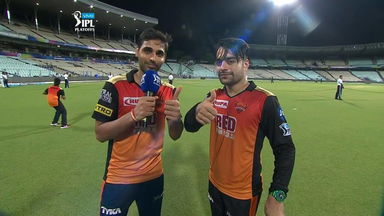 Rashid re-enacts one-legged SIX