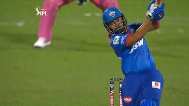 M23: RR vs DC – Prithvi Shaw Six