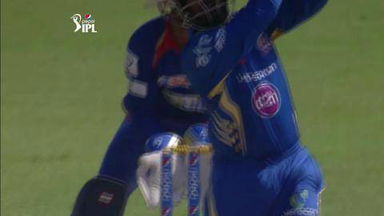 M16: DD vs MI –  Ambati Rayudu Wicket