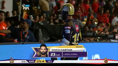 M29: RCB vs KKR – Dinesh Karthik Wicket
