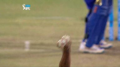 M29: RPS vs MI – Parthiv Patel Wicket