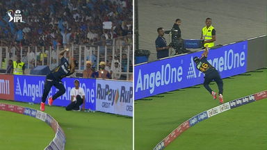 Sensational effort: Rahul Tewatia almost pulls off a fantastic catch