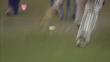 M52: KXIP vs RR – Wriddhiman Saha Wicket
