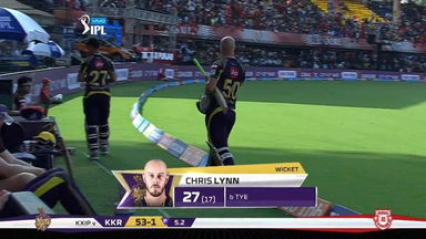 M44: KXIP vs KKR –  Chris Lynn Wicket
