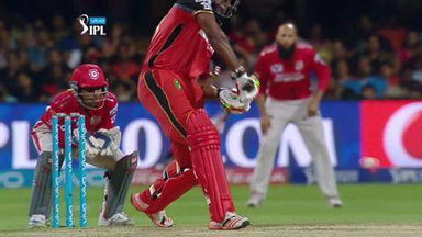 M50: RCB vs KXIP – Chris Gayle Six