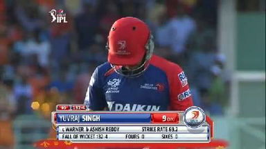 M13: SRH vs DD – Yuvraj Singh Wicket