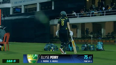 IND-W vs AUS-W 2022, 3RD T20I: Ellyse Perry Wicket
